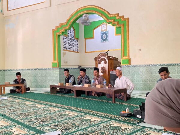 Presentasi Rencana Program kerja KKN 04 UNUGHA Cilacap